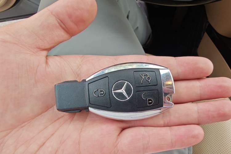 Used Mercedes-Benz S-Class 2012 S 350 L Grand Edition Vehicle Key