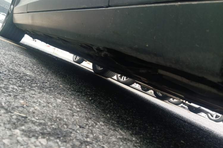 Used Mercedes-Benz S-Class 2012 S 300 L Luxury Grand Edition Chassis Front Right
