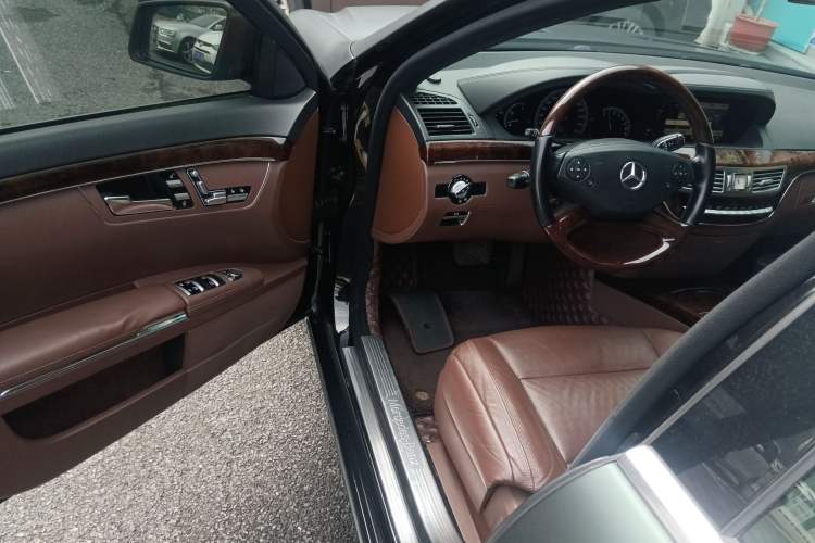 Used Mercedes-Benz S-Class 2012 S 300 L Luxury Grand Edition Driver Seat