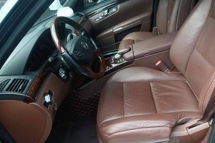 Used Mercedes-Benz S-Class 2012 S 300 L Luxury Grand Edition Left Front Seat