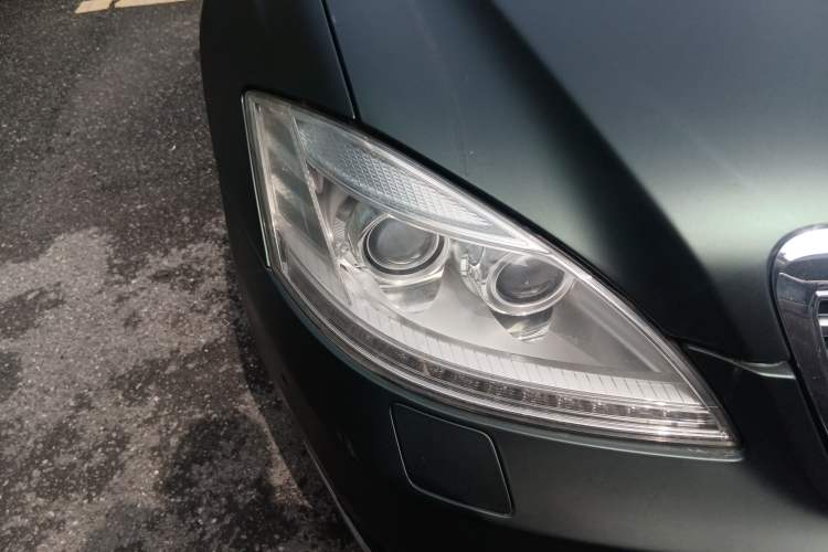 Used Mercedes-Benz S-Class 2012 S 300 L Luxury Grand Edition Right Front Headlight