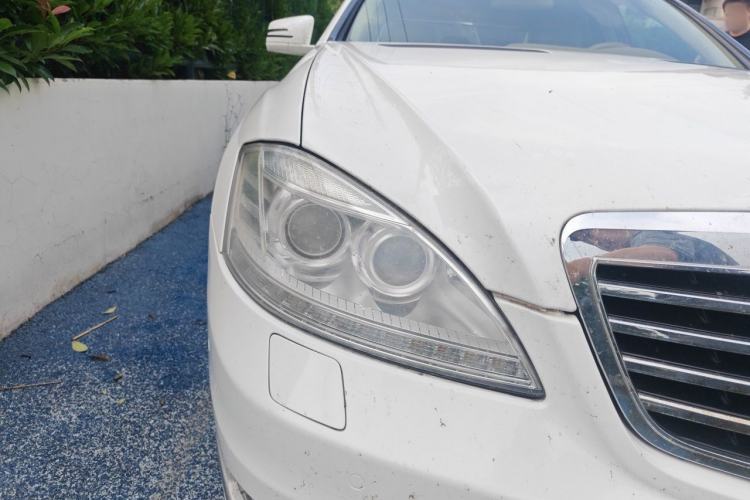 Used Mercedes-Benz S-Class 2012 S 300 L Business-Class Grand Edition Right Front Headlight