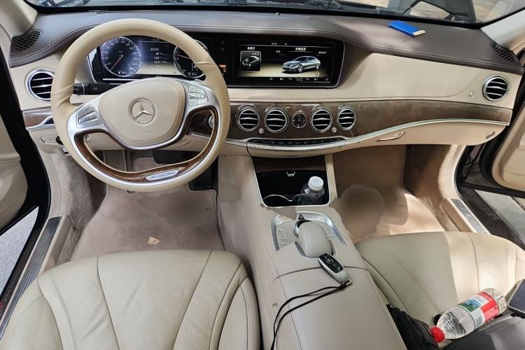 Used Mercedes-Benz S-Class  Center Console