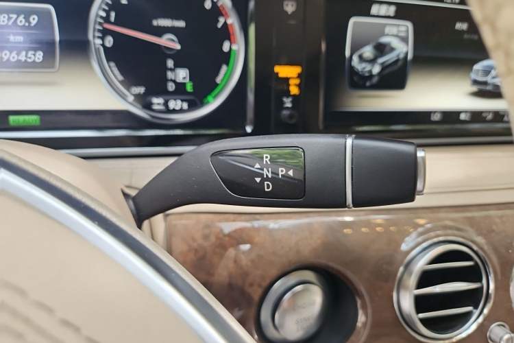 Used Mercedes-Benz S-Class  Gear Lever