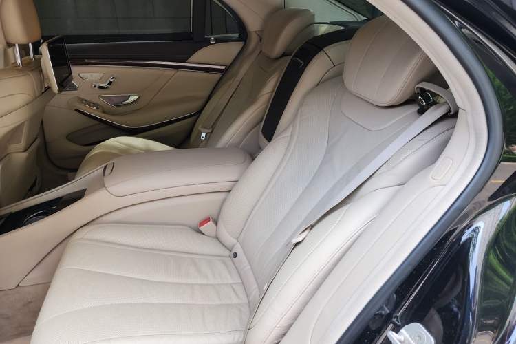 Used Mercedes-Benz S-Class  Left Rear Seat