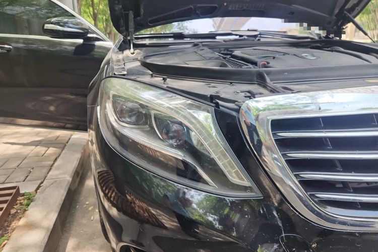 Used Mercedes-Benz S-Class  Right Front Headlight