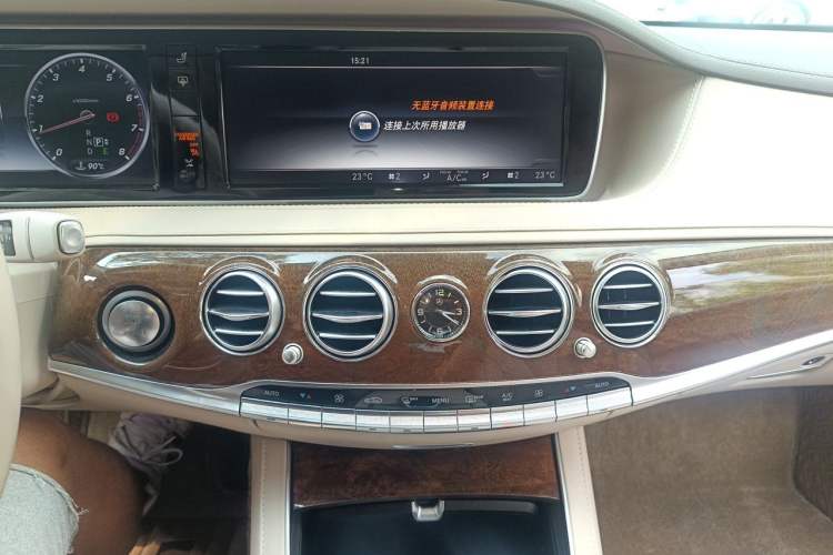 Used Mercedes-Benz S-Class 2014 S 320 L Luxury Model Audio And AC Panel