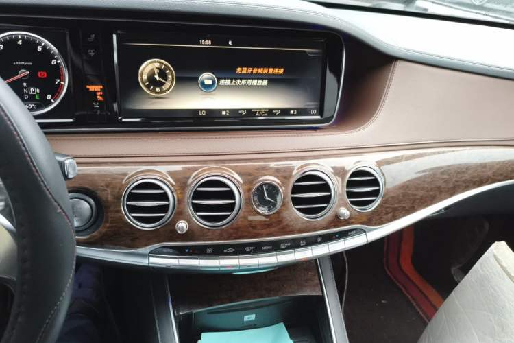Used Mercedes-Benz S-Class 2014 S 320 L Business Model Audio And AC Panel