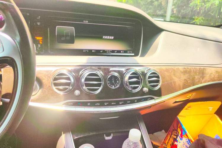 Used Mercedes-Benz S-Class 2014 S 400 L HYBRID Audio And AC Panel