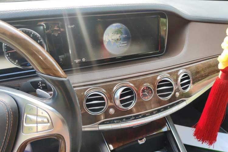 Used Mercedes-Benz S-Class 2014 S 500 L Audio And AC Panel