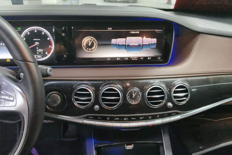 Used Mercedes-Benz S-Class 2014 S 320 L Business Model Audio And AC Panel