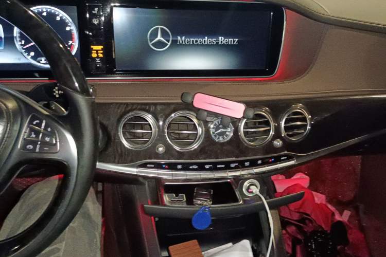 Used Mercedes-Benz S-Class 2014 S 320 L Luxury Model Audio And AC Panel