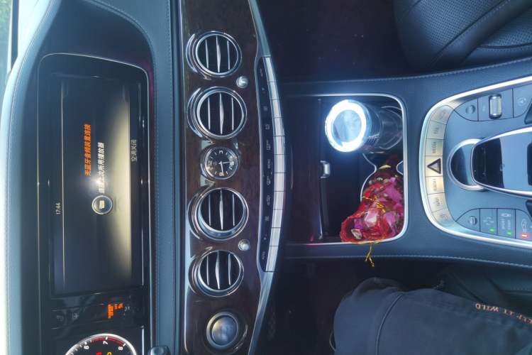 Used Mercedes-Benz S-Class 2014 S 320 L Business Model Audio And AC Panel