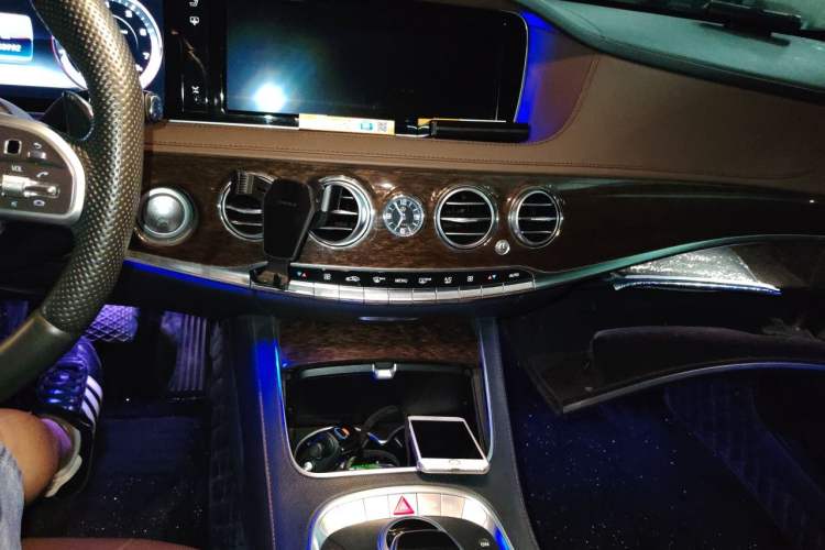 Used Mercedes-Benz S-Class 2014 S 320 L Business Model Audio And AC Panel