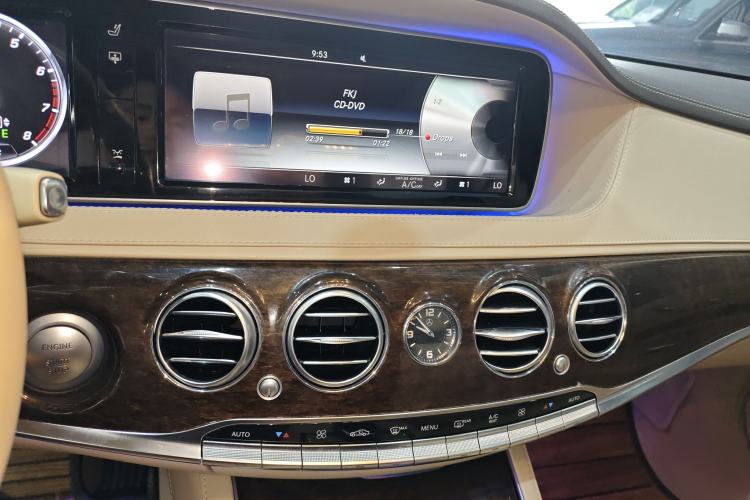 Used Mercedes-Benz S-Class 2014 S 320 L Business Model Audio And AC Panel