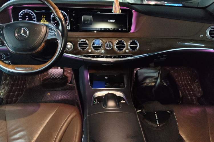 Used Mercedes-Benz S-Class 2014 S 400 L Luxury Model Audio And AC Panel