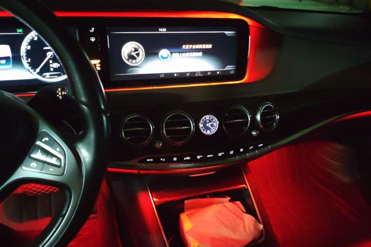 Used Mercedes-Benz S-Class 2014 S 320 L Business Model Audio And AC Panel