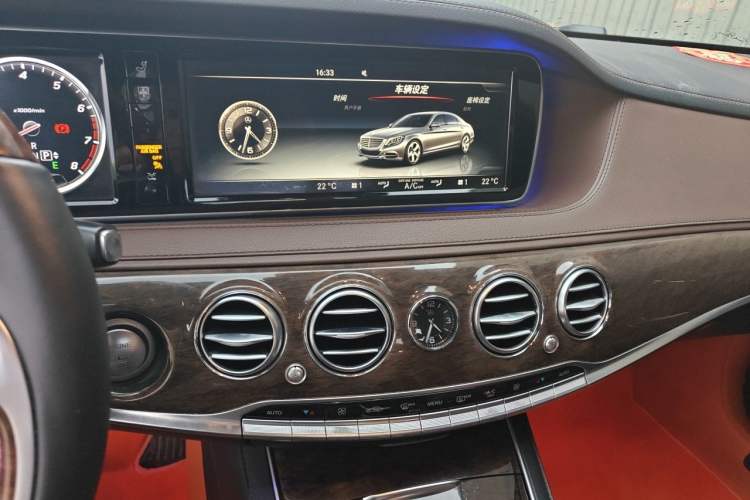 Used Mercedes-Benz S-Class 2014 S 320 L Business Model Audio And AC Panel