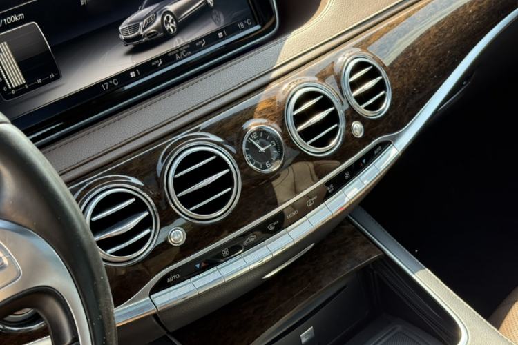 Used Mercedes-Benz S-Class 2014 S 320 L Business Model Audio And AC Panel