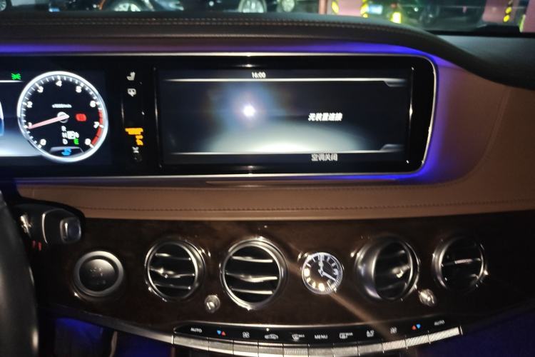 Used Mercedes-Benz S-Class 2014 S 320 L Business Model Audio And AC Panel