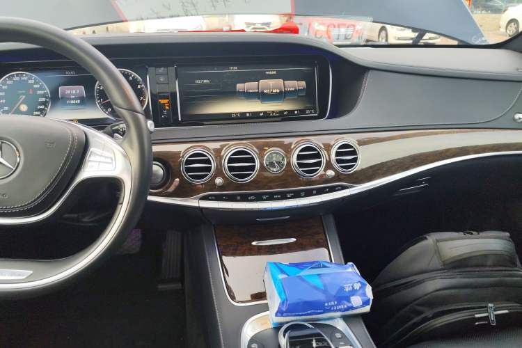 Used Mercedes-Benz S-Class 2014 S 320 L Business Model Audio And AC Panel