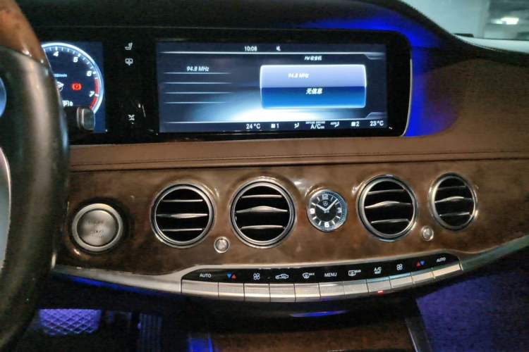 Used Mercedes-Benz S-Class 2014 S 400 L Luxury Model Audio And AC Panel