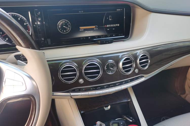 Used Mercedes-Benz S-Class 2014 S 320 L Business Model Audio And AC Panel