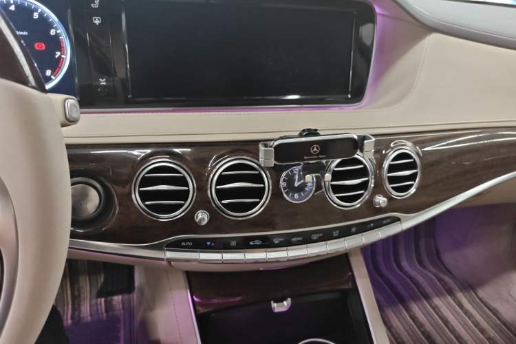 Used Mercedes-Benz S-Class 2014 S 320 L Business Model Audio And AC Panel