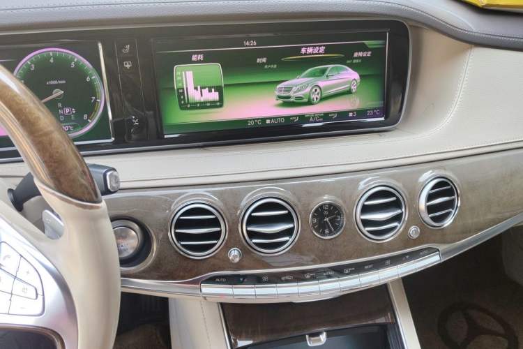 Used Mercedes-Benz S-Class 2014 S 500 L 4MATIC Audio And AC Panel