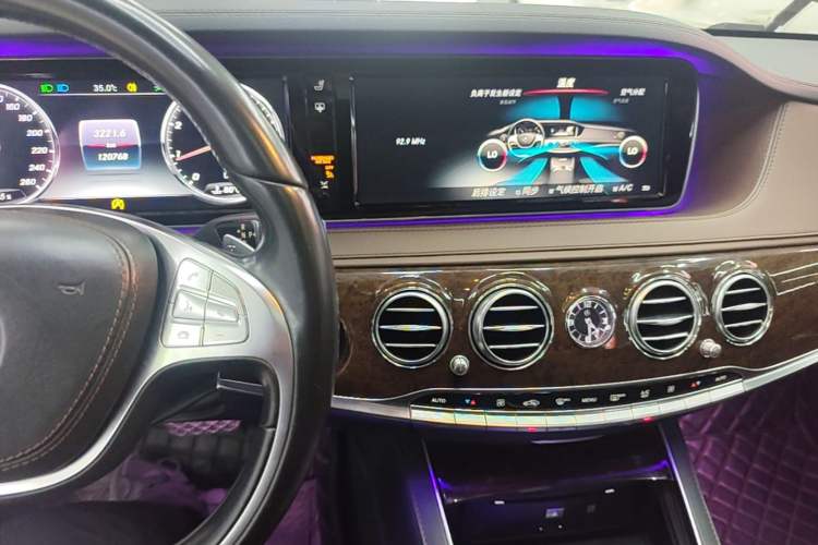 Used Mercedes-Benz S-Class 2014 S 320 L Business Model Audio And AC Panel