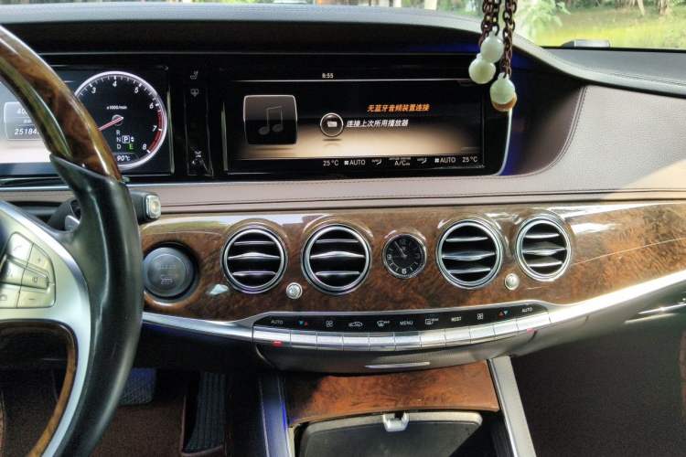 Used Mercedes-Benz S-Class 2014 S 400 L Luxury Model Audio And AC Panel