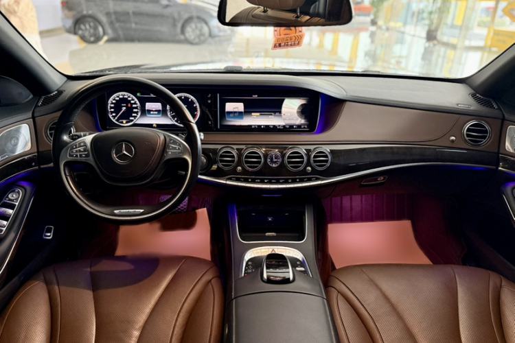 Used Mercedes-Benz S-Class 2014 S 320 L Luxury Model Audio And AC Panel