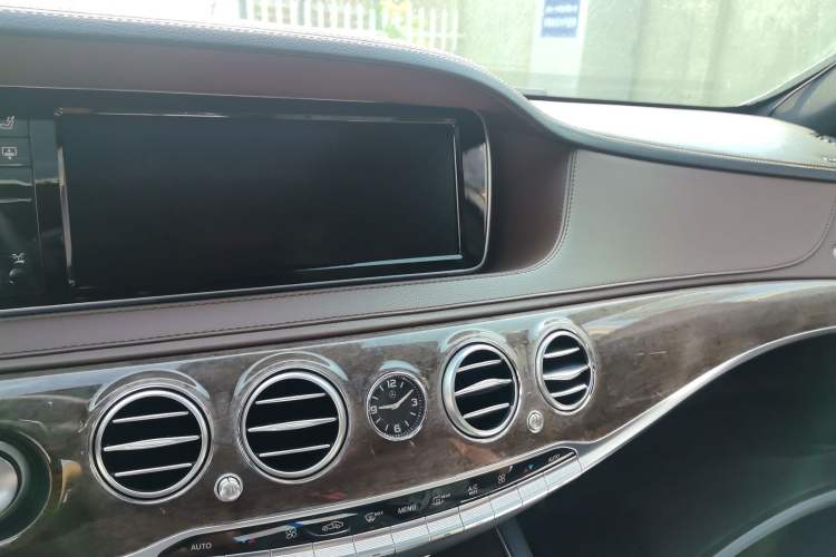 Used Mercedes-Benz S-Class 2014 S 320 L Business Model Audio And AC Panel