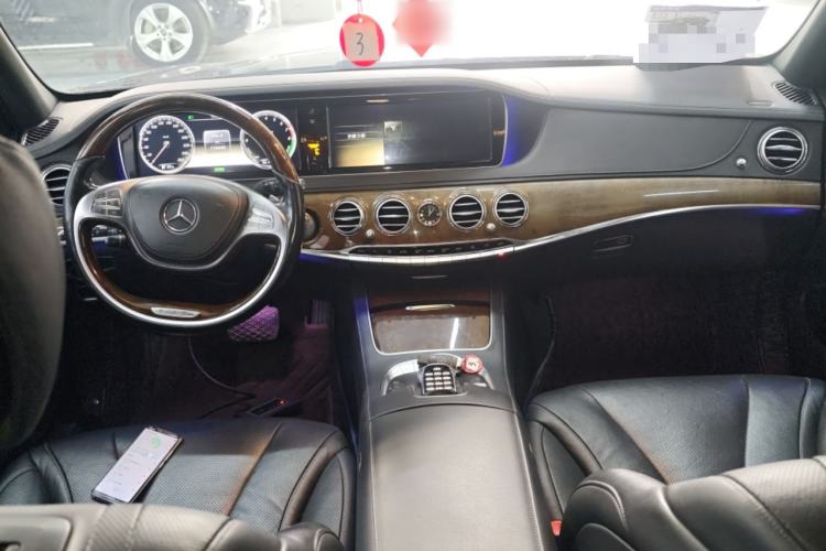 Used Mercedes-Benz S-Class 2014 S 400 L HYBRID Center Console