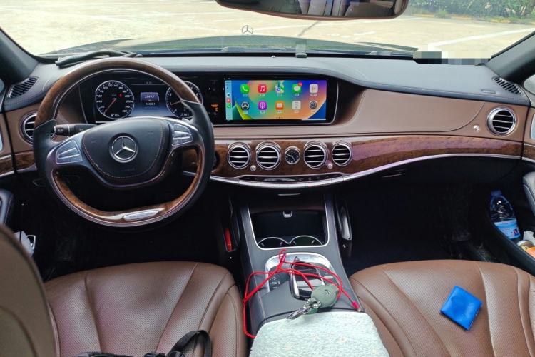 Used Mercedes-Benz S-Class 2014 S 320 L Business Model Center Console