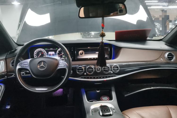 Used Mercedes-Benz S-Class 2014 S 320 L Business Model Center Console