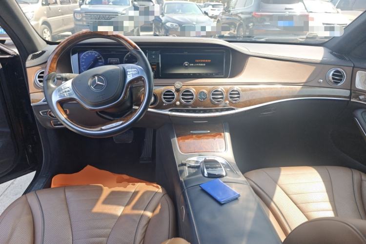 Used Mercedes-Benz S-Class 2014 S 500 L 4MATIC Center Console