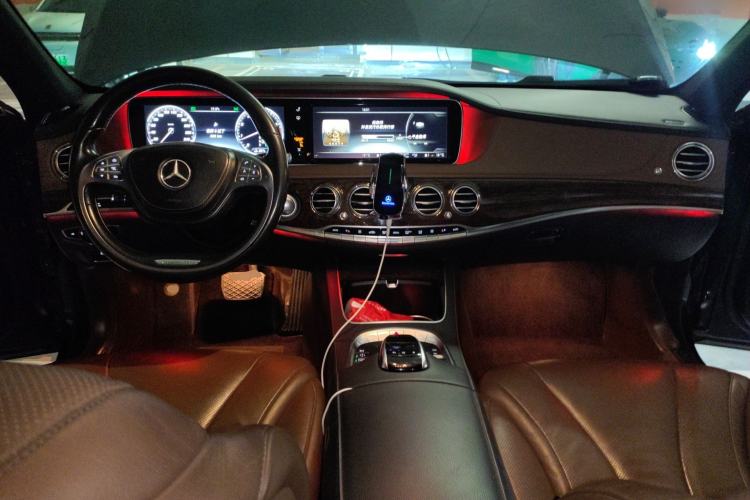 Used Mercedes-Benz S-Class 2014 S 320 L Business Model Center Console