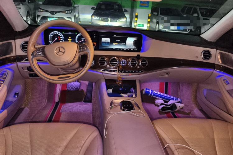 Used Mercedes-Benz S-Class 2014 S 320 L Business Model Center Console