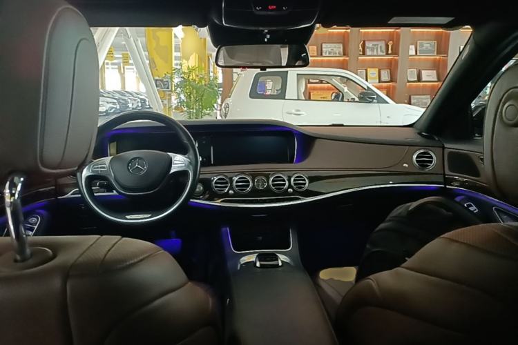 Used Mercedes-Benz S-Class 2014 S 320 L Business Model Center Console