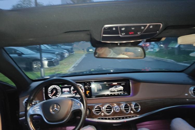 Used Mercedes-Benz S-Class 2014 S 320 L Business Model Center Console