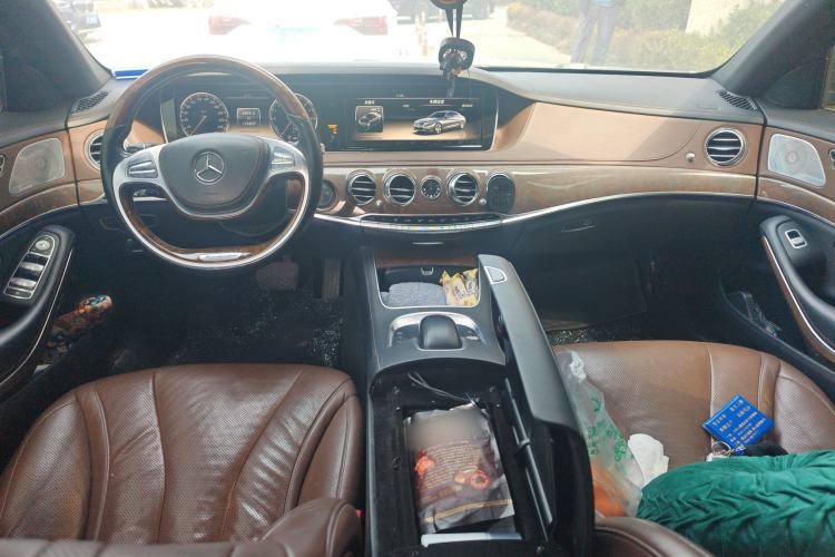 Used Mercedes-Benz S-Class 2014 S 400 L HYBRID Center Console