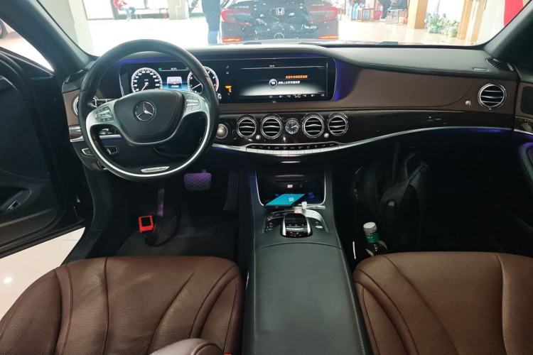 Used Mercedes-Benz S-Class 2014 S 320 L Business Model Center Console