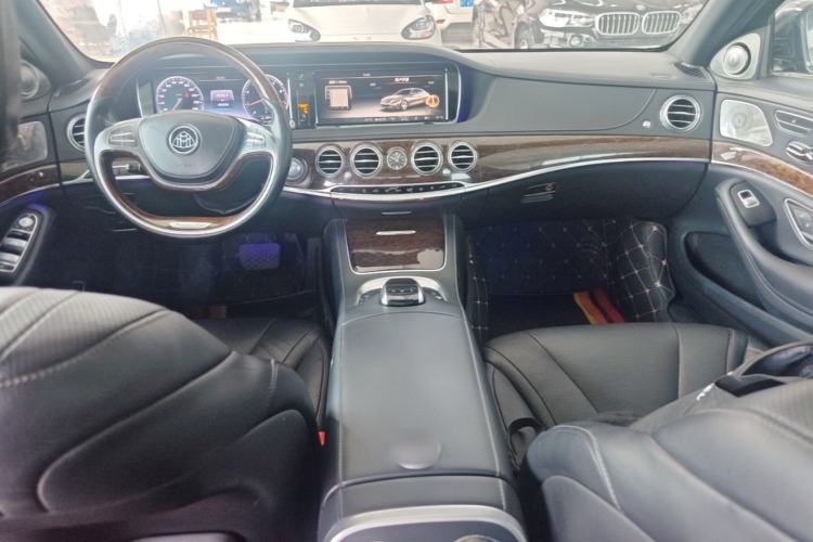 Used Mercedes-Benz S-Class 2014 S 320 L Business Model Center Console
