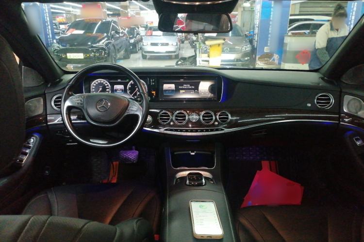 Used Mercedes-Benz S-Class 2014 S 320 L Business Model Center Console