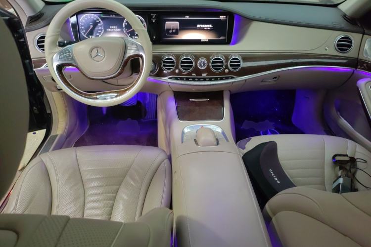 Used Mercedes-Benz S-Class 2014 S 500 L 4MATIC Center Console
