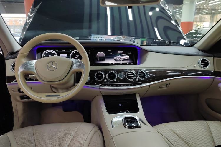 Used Mercedes-Benz S-Class 2014 S 320 L Business Model Center Console