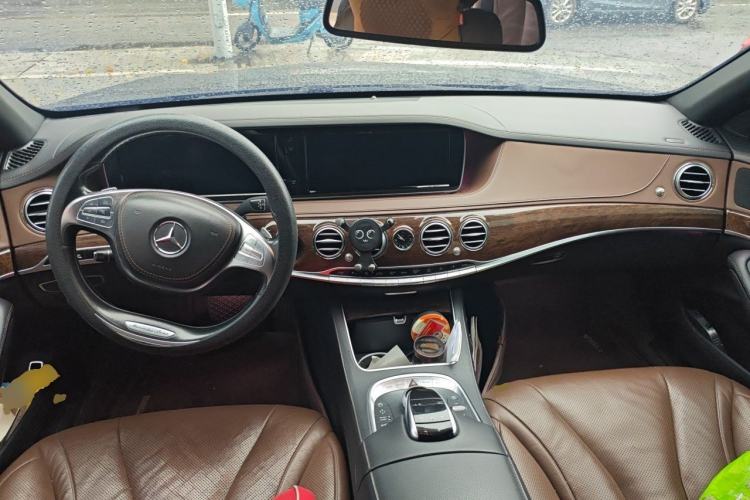 Used Mercedes-Benz S-Class 2014 S 320 L Business Model Center Console