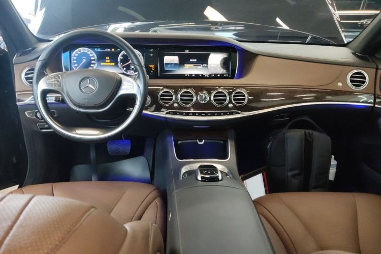 Used Mercedes-Benz S-Class 2014 S 320 L Business Model Center Console