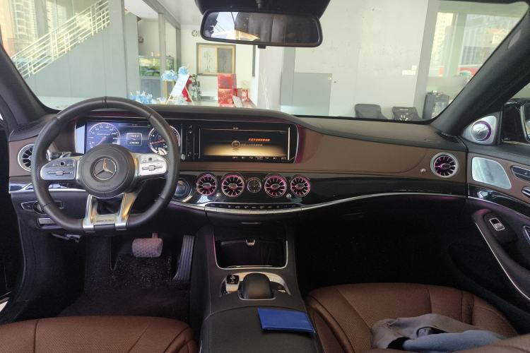 Used Mercedes-Benz S-Class 2014 S 400 L Prestige Edition Center Console